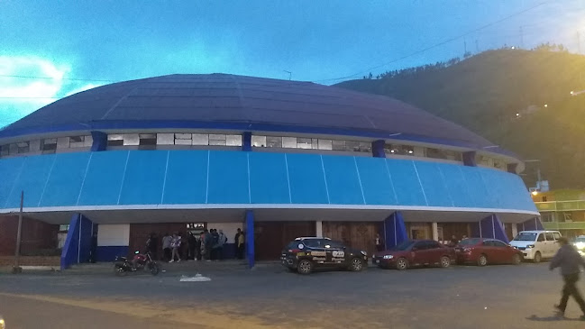 Opiniones de Coliseo Manuel A Odria en Tarma - Gimnasio