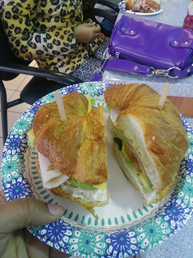 Car Dealer «Auburn Honda», reviews and photos, 1801 Grass Valley Hwy, Auburn, CA 95603, USA