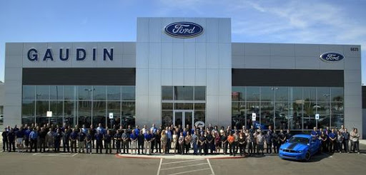 Ford dealer Paradise