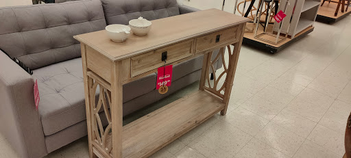 Department Store «Marshalls & HomeGoods», reviews and photos, 6128 Grand Ave, Gurnee, IL 60031, USA