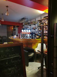 Atmosphère du Restaurant Chez Anissa à La Garenne-Colombes - n°6