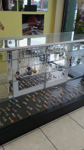 Tobacco Shop «Smoke Shop One», reviews and photos, 2634 N Orange Blossom Trail, Kissimmee, FL 34744, USA