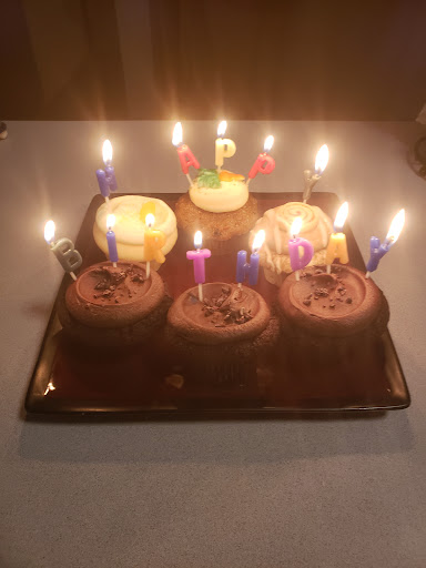 Cafe «Cupcake Royale», reviews and photos, 108 Pine St, Seattle, WA 98101, USA