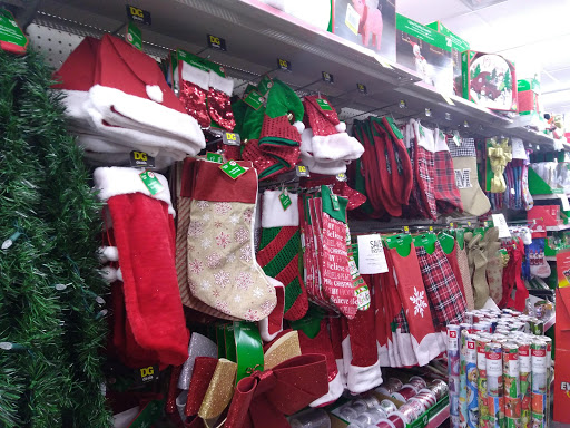 Discount Store «Dollar General», reviews and photos, 36 Winter Place Lane, Newland, NC 28657, USA