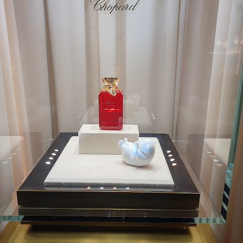 Reviews of Chopard London New Bond St. Store in London - Jewelry