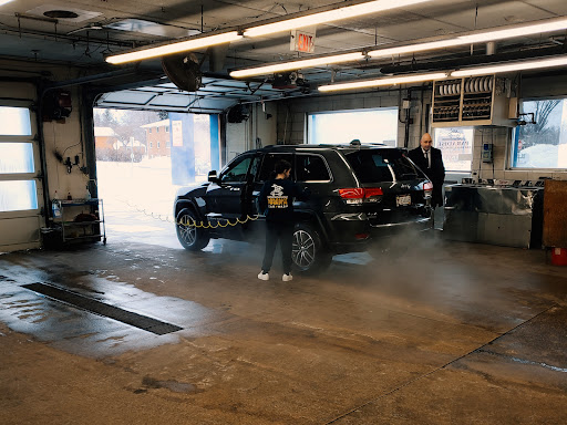 Car Wash «Paradise Full Service Car Wash & Detail Center», reviews and photos, 9201 Lyndale Ave S, Minneapolis, MN 55420, USA