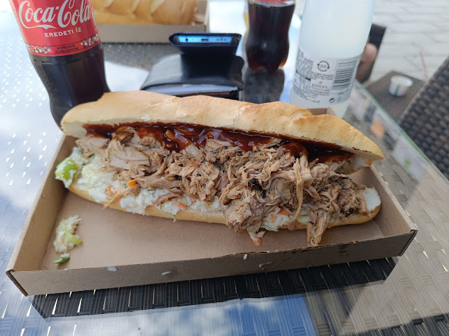 Nyitvatartás: Szendvics