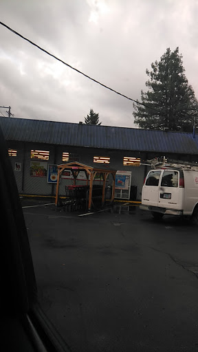 Produce Market «Mill City Market Place», reviews and photos, 829 SW 1st St, Mill City, OR 97360, USA