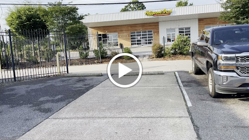 Pet Store «Hollywood Feed - Memphis, TN - Broad», reviews and photos, 2648 Broad Ave, Memphis, TN 38112, USA