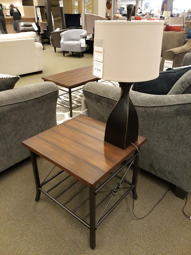 Furniture Store «Art Van Furniture - Chesterfield», reviews and photos, 50400 Gratiot Ave, Chesterfield, MI 48051, USA