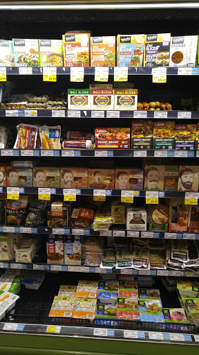 Grocery Store «Whole Foods Market», reviews and photos, 1640 Chicago Ave, Evanston, IL 60201, USA