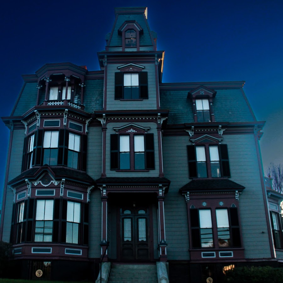SK Haunted Victorian Mansion