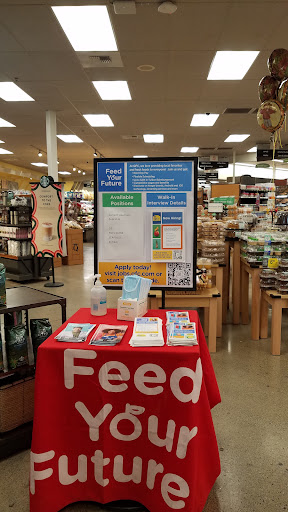 Grocery Store «Quality Food Center», reviews and photos, 1009 Monroe Ave, Enumclaw, WA 98022, USA