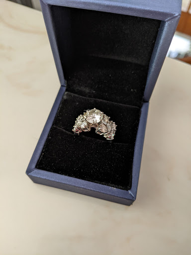 Jewelry Designer «Naperville Jewelers», reviews and photos, 1603 N Aurora Rd # 107, Naperville, IL 60563, USA