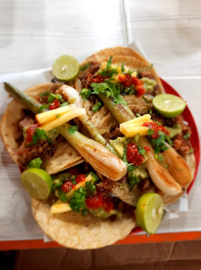 Tacos el portalito - Venustiano Carranza a un lado d bodega Aurrerá, Manzana 008, Xonacatlan de Vicencio, 52060 Xonacatlán, Méx., Mexico