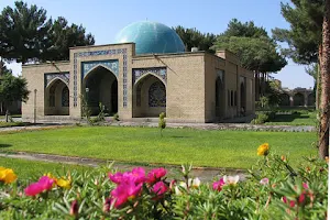 Haj Mulla Hadi Sabzevari Tomb image