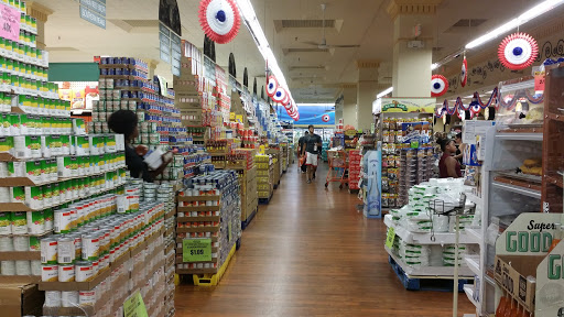 Supermarket «Supremo Food Market», reviews and photos, 249 E Front St, Plainfield, NJ 07060, USA