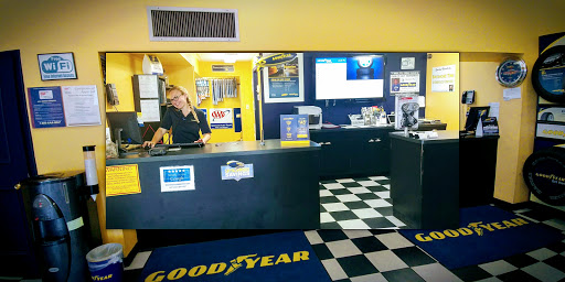 Auto Repair Shop «Bayshore Tire & Service Center», reviews and photos, 1820 SW Bayshore Blvd, Port St Lucie, FL 34984, USA