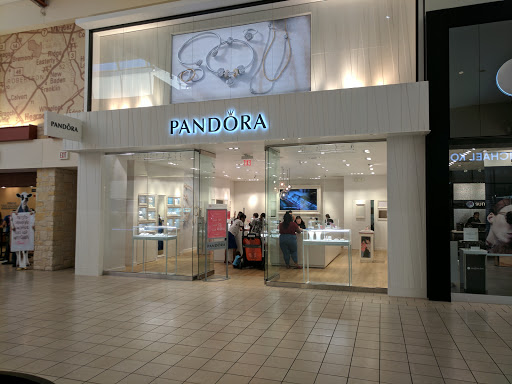 Jewelry Store «Pandora», reviews and photos, 384 Memorial City Mall, Houston, TX 77024, USA