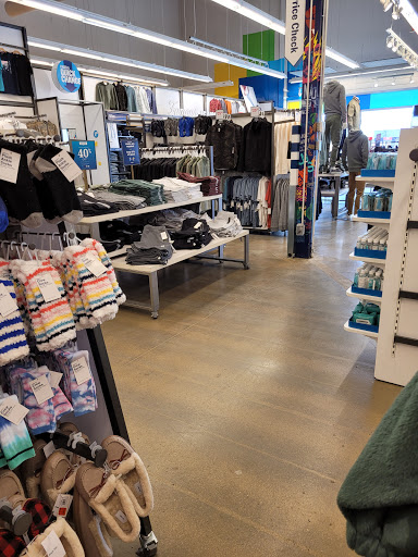 Clothing Store «Old Navy», reviews and photos, 5910 W 86th St, Indianapolis, IN 46278, USA