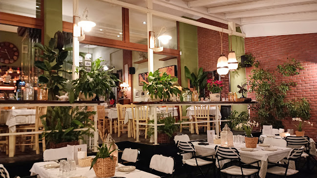 ΙΠΠΟΚΑΜΠΟΣ - Εστιατόριο