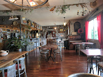 Atmosphère du Restaurant L'Auberge du Bois D'Amour à Poitiers - n°10