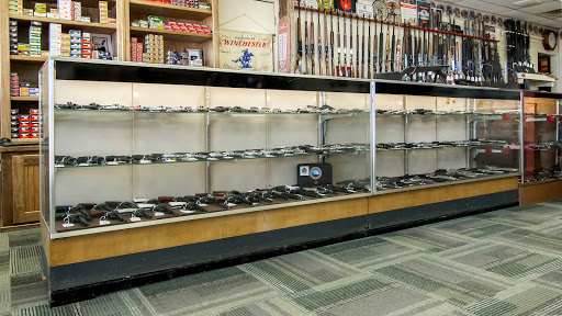 Gun Shop «Guns Plus», reviews and photos, 705 E Race Ave, Searcy, AR 72143, USA