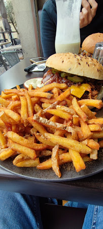 Hamburger du Restaurant Le Jakadi à Romans-sur-Isère - n°5