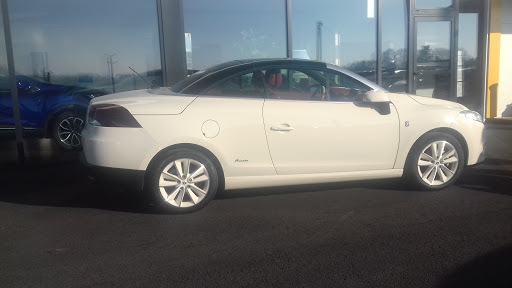 Photo 1 - LUCAR AUTO 37 ( EX AGENCE AUGER )RENAULT & DACIA