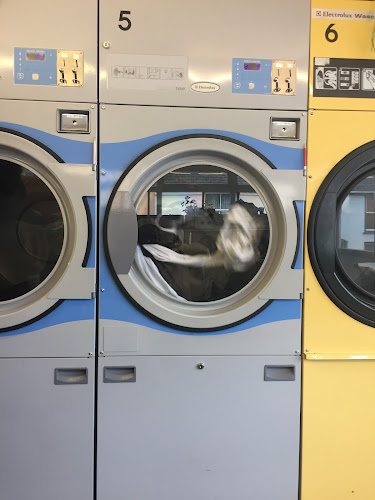 Reviews of Truro Launderette in Truro - Laundry service