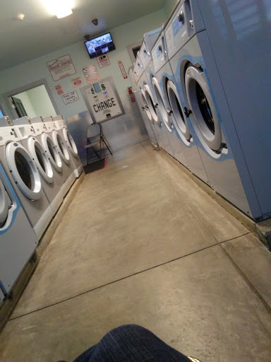 Azul Laundromat