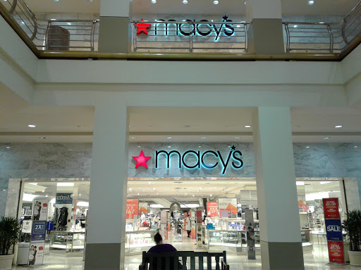 Shopping Mall «Shops at Rivercenter», reviews and photos, 849 E Commerce St, San Antonio, TX 78205, USA