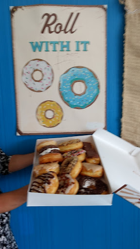 Coffee Shop «Dixie Cream Donuts», reviews and photos, 3210 Orange Ave, Fort Pierce, FL 34947, USA