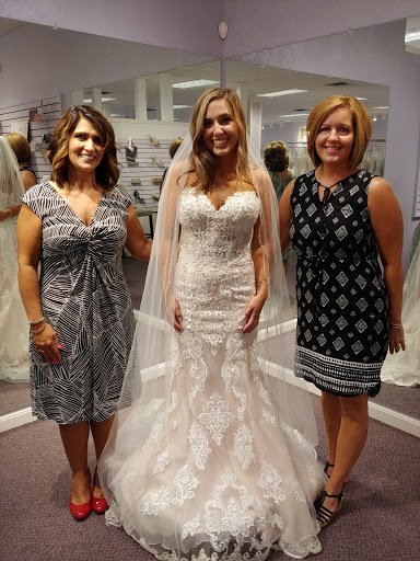 Bridal Shop «Lavender Bridal Salon», reviews and photos, 218 W 3rd St, Dover, OH 44622, USA