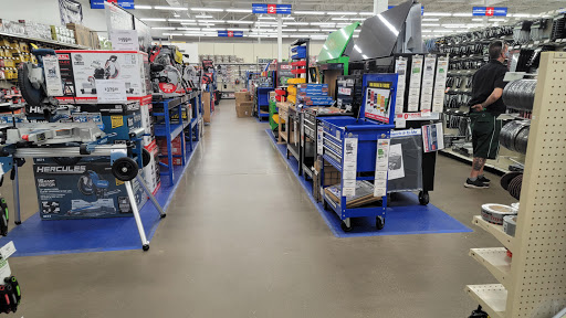 Hardware Store «Harbor Freight Tools», reviews and photos, 1700 E Sherman Blvd, Muskegon, MI 49444, USA