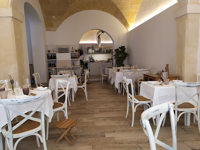 Restaurant Es Tast de na Sílvia - Carrer de Santa Clara, 14, 07760 Ciutadella de Menorca, Illes Balears, Spain