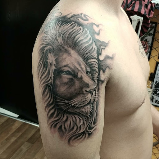 Find diamond tattoo ideas for your next unique tattoo in Stockton at THE PIRATES LOUNGE TATTOO PARLOR