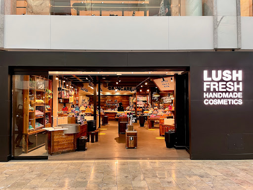 Cosmetics Store «Lush Cosmetics», reviews and photos, 7014 E Camelback Rd, Scottsdale, AZ 85251, USA