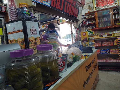 Liquor Store «R J Liquors», reviews and photos, 5897 W Indian School Rd, Phoenix, AZ 85031, USA