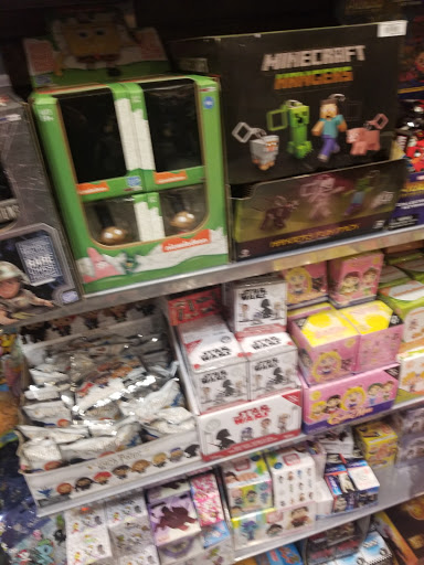 Shopping Mall «Spring Hill Mall», reviews and photos, 1072 Spring Hill Ring Rd, Dundee Township, IL 60118, USA