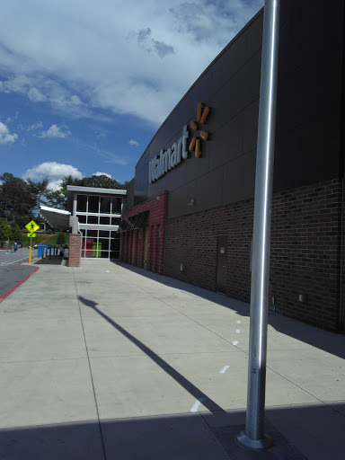 Discount Store «Walmart», reviews and photos, 844 Cleveland Ave, East Point, GA 30344, USA
