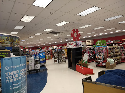 Pet Supply Store «Petco Animal Supplies», reviews and photos, 7721 Mentor Ave, Mentor, OH 44060, USA