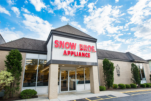 Snow Bros. Appliance, 5528 Mayfield Rd, Lyndhurst, OH 44124, USA, 