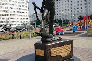 Monument to Vladimir Vysotsky image