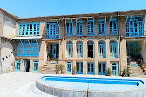 Eftekhar Al-Islam Historical House image