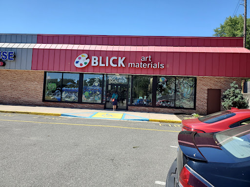 Shopping Mall «South Mall», reviews and photos, 3300 Lehigh St, Allentown, PA 18103, USA