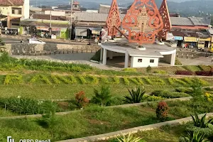 Alun-alun Bandungan image