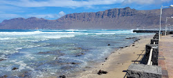 Photo de Piscina natural Caleta de Famara Beach avec un niveau de propreté de très propre