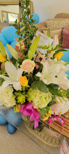 Florist «The Flower Shop of Margate», reviews and photos, 2141 N State Rd 7, Margate, FL 33063, USA