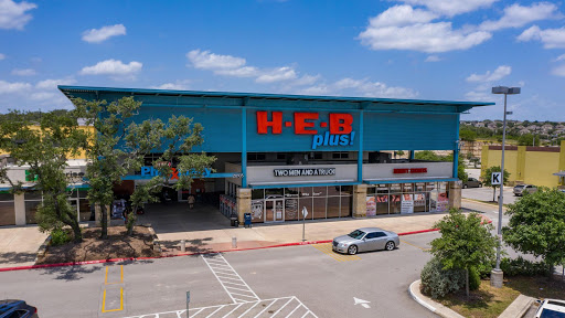 Grocery Store «H-E-B plus!», reviews and photos, 20935 US-281, San Antonio, TX 78258, USA